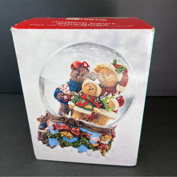 Christmas Musical Snow globe Three Bear 6” JC Penney in the Box - Picture 3 of 16